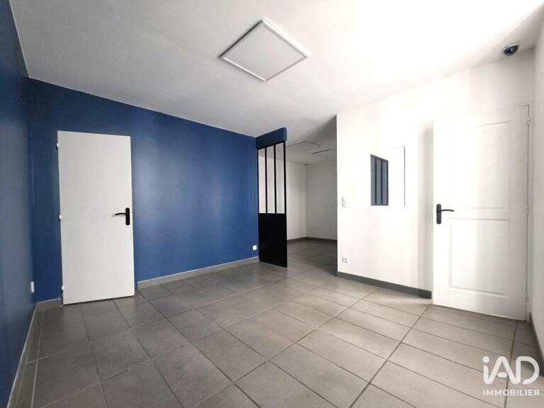 Location Local d'activités 35 m&sup2; — photo 1