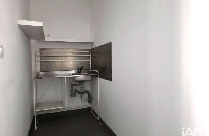 Location Local d'activités 35 m&sup2; — photo 3