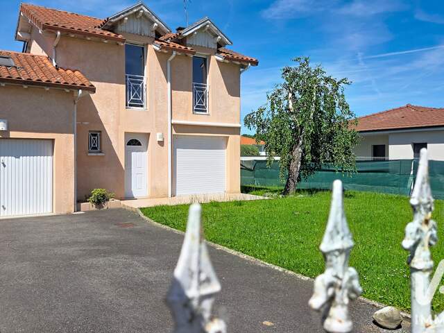 Vente Maison/villa 4 pièces — photo du bien