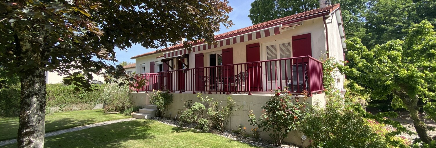 Maison 5 Pièces 104 m² à vendre à Bretignolles (79140)