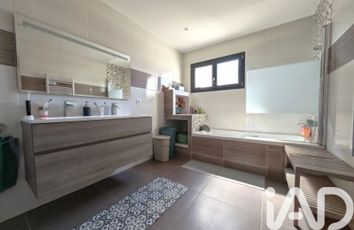 Vente Maison traditionnelle 6 pièces — photo 3