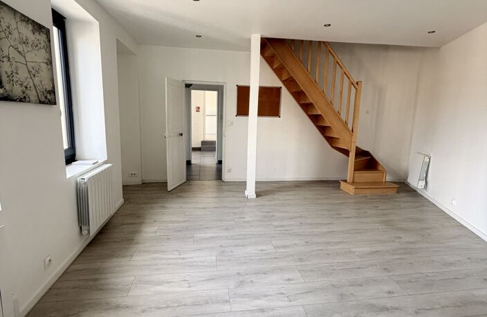 Vente Maison traditionnelle 5 pièces — photo 2