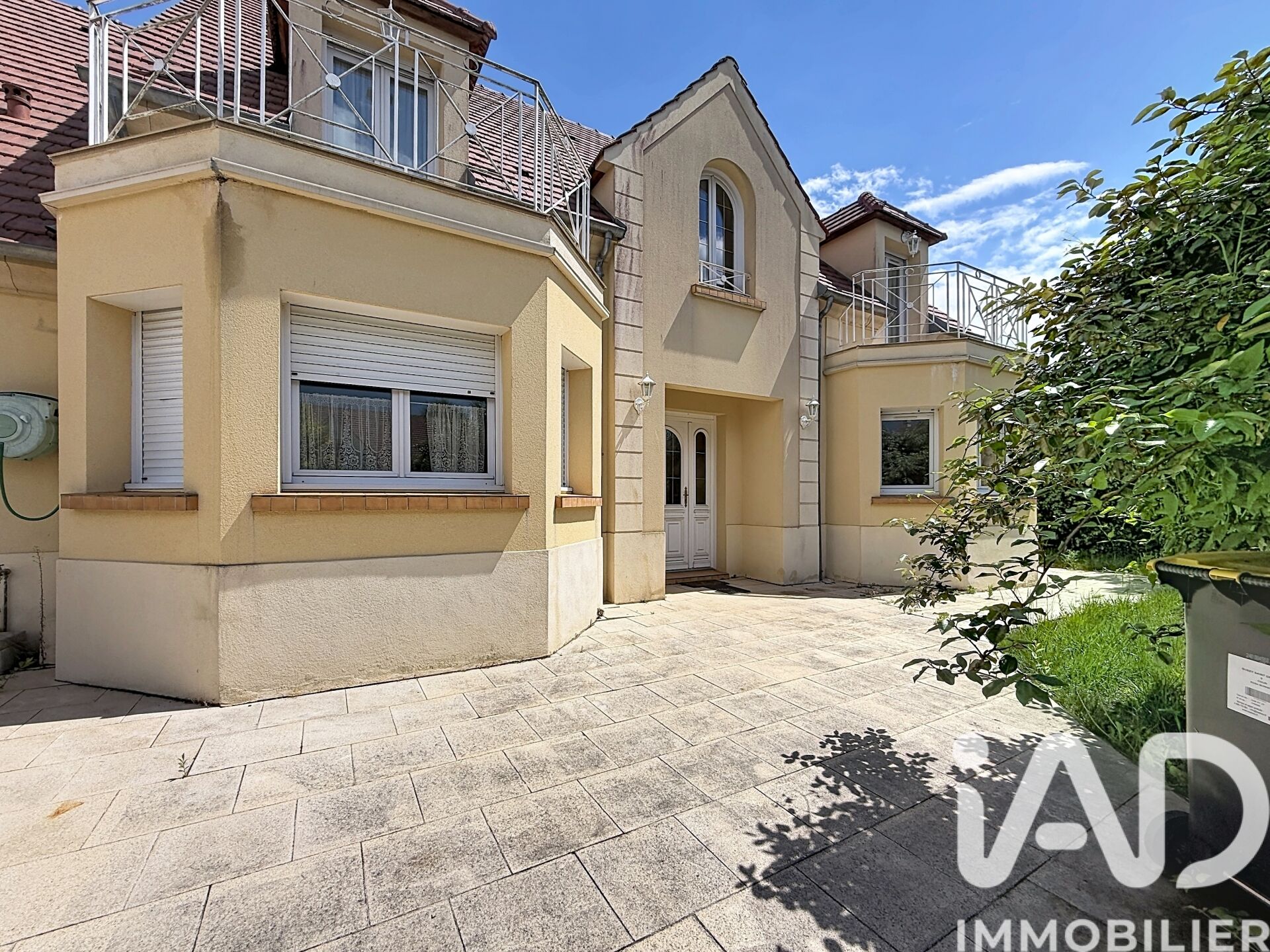 Location Maison/villa 8 pièces - Photo 2