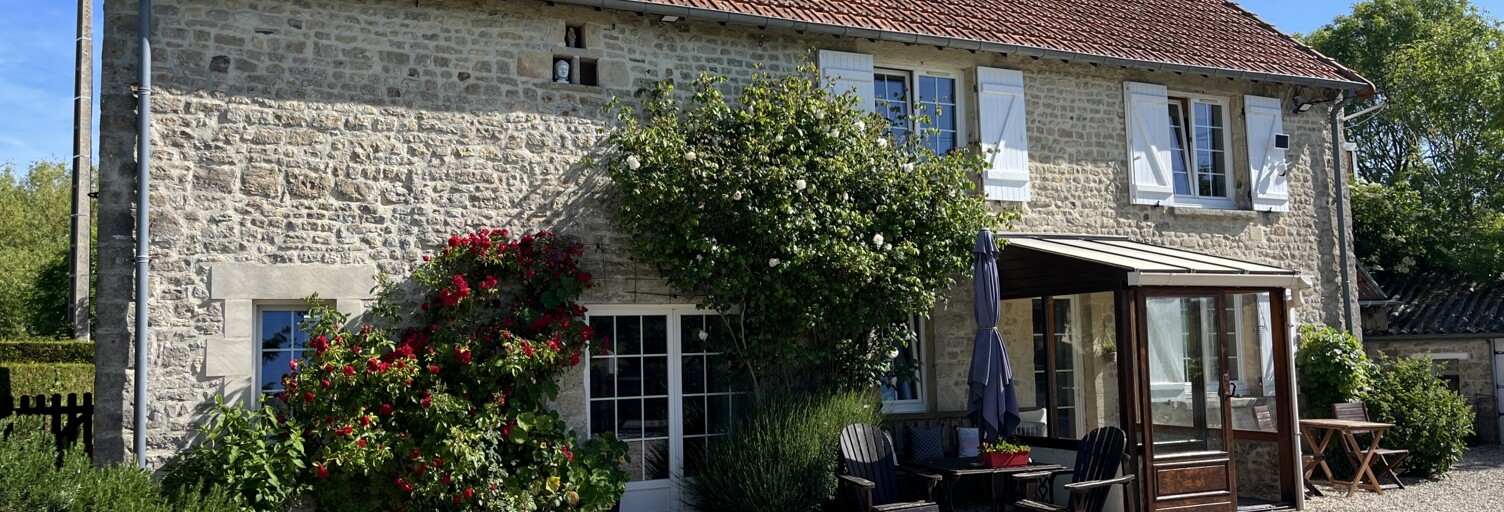 Maison 5 Pièces 144 m² à vendre à Asnières-en-Bessin (14710)
