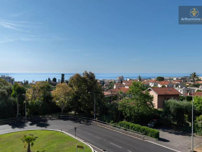Bel appartement 3 pièces avec vue mer à Fabron, Nice — photo 1