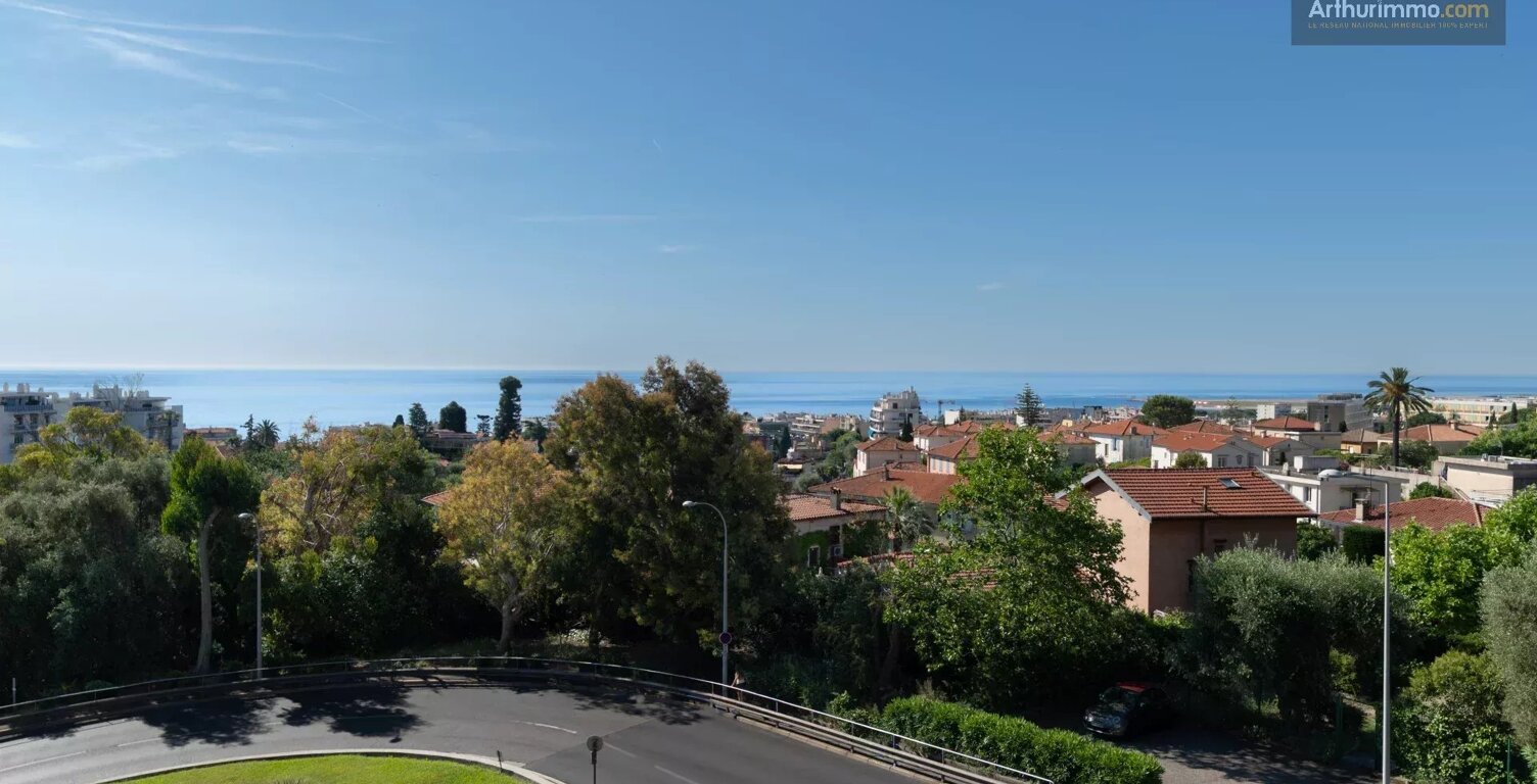 Bel appartement 3 pièces avec vue mer à Fabron, Nice — photo 1