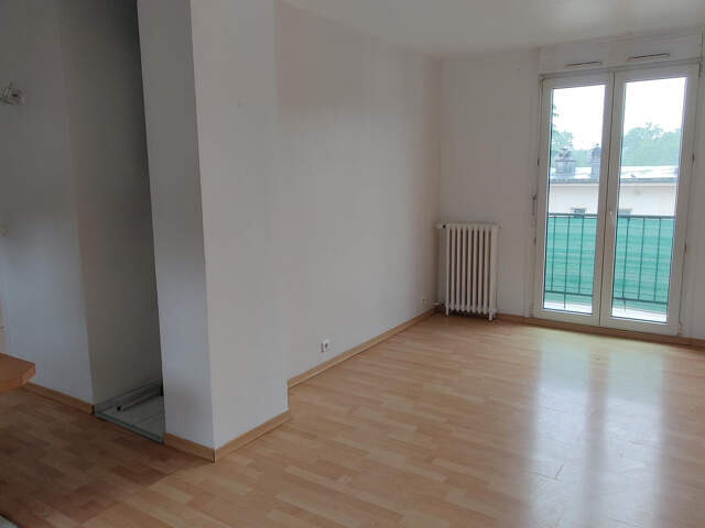F3 47m2 YERRES centre-ville — photo du bien