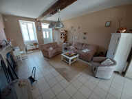 Maison de caractère rénovée . Idéalement située. Sortie POUG — photo 3
