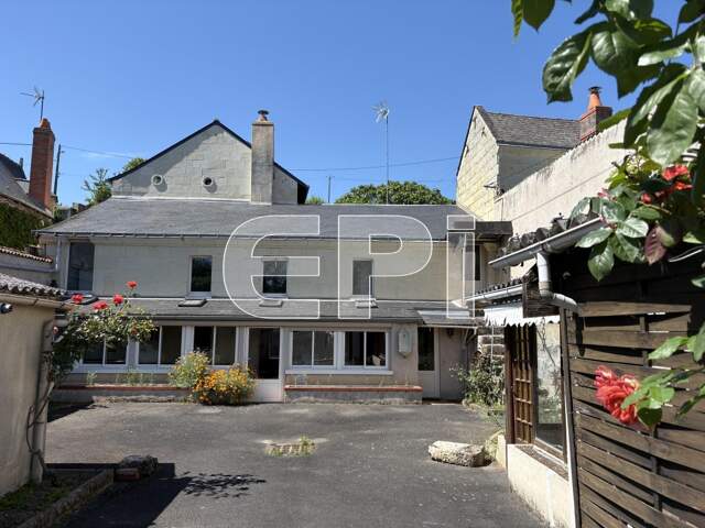 Montreuil Bellay- Face au Château - Charmante Maison Ancienne ? — photo du bien