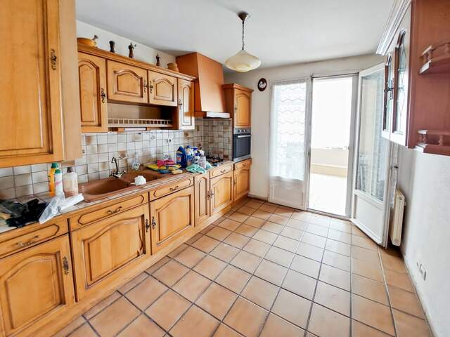 Appartement À Vendre T3 avec garage — photo du bien