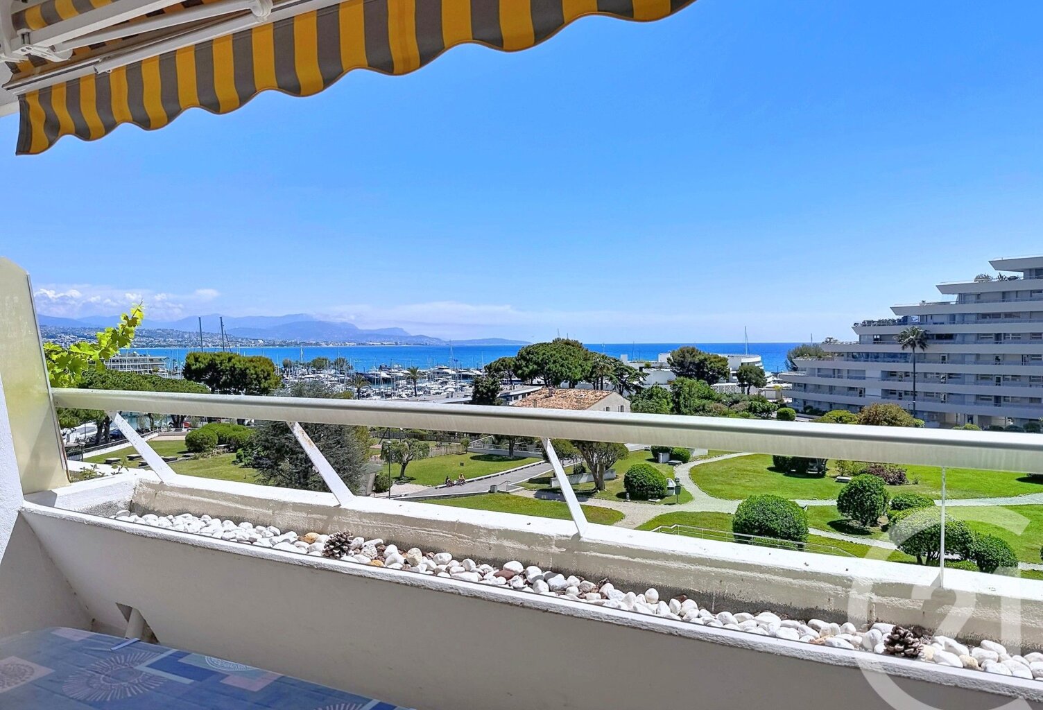 Vente appartement 1 pièce 26 m² Villeneuve-Loubet (06270) — photo 1