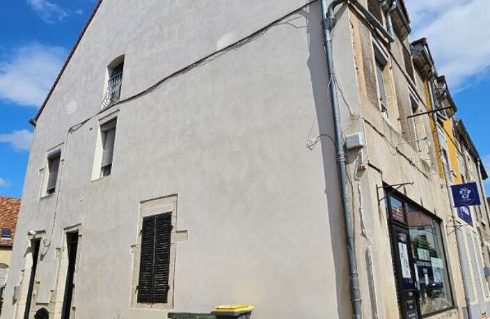 249 000, MIREBEAU Centre, IMMEUBLE DE RAPPORT — photo 2