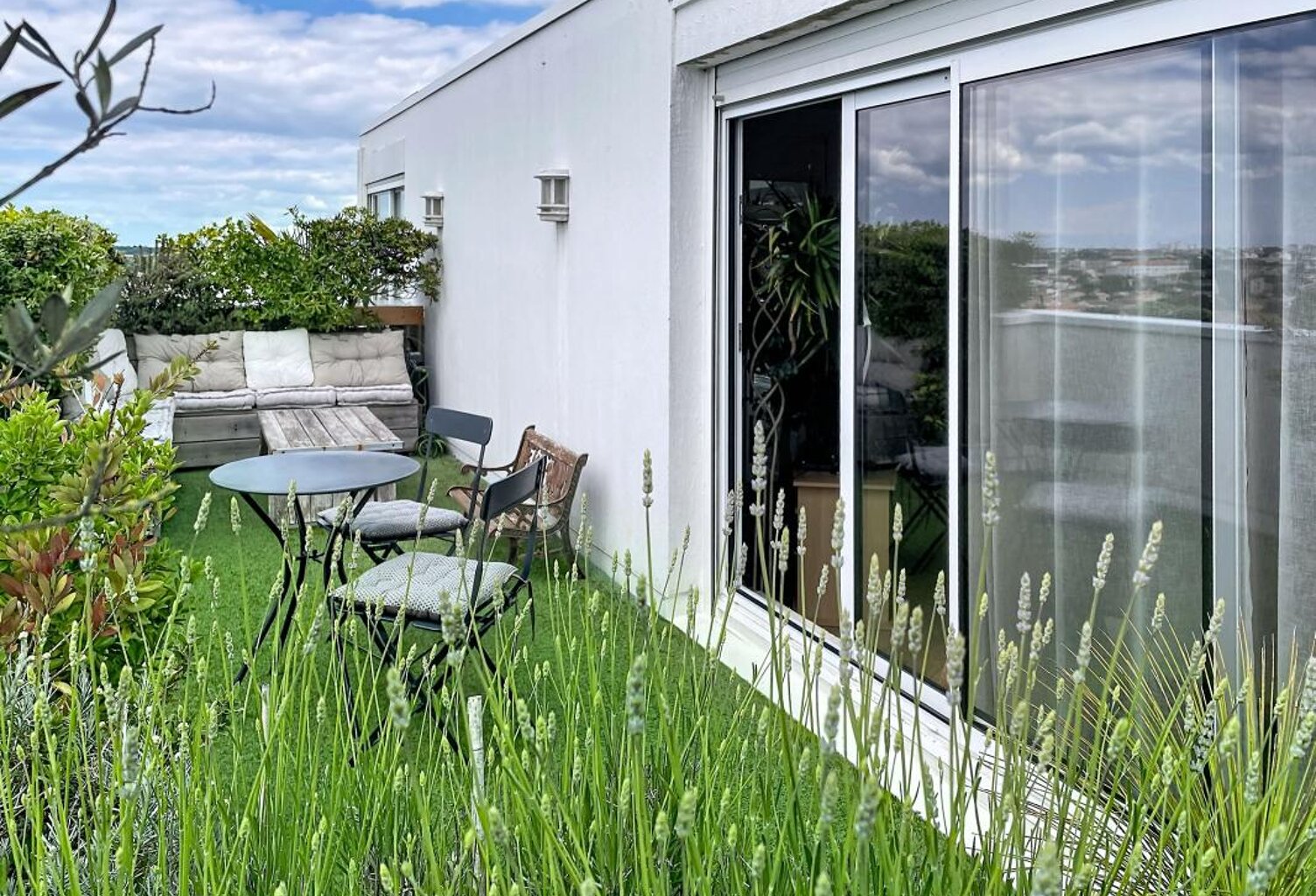 Appartement À Vendre — photo 1