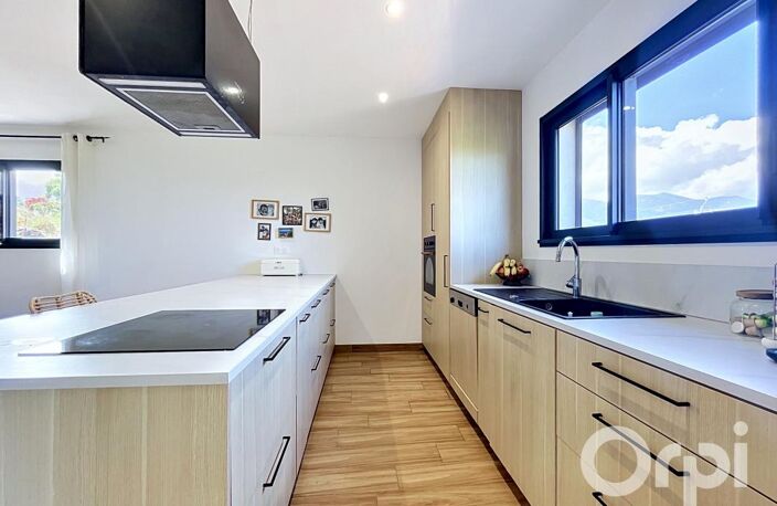 Villa avec 3 chambres et T1 bis, Sotta — photo 3