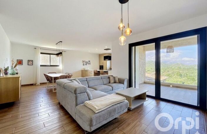 Villa avec 3 chambres et T1 bis, Sotta — photo 5
