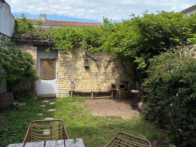 Maison À Vendre — photo du bien