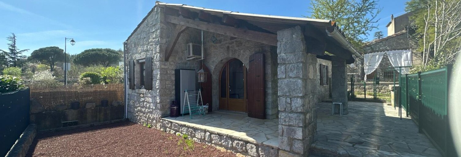 Maison 3 Pièces 50 m² à louer à Saint-Alban-Auriolles (07120)