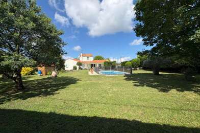 Maison 8 pièces 439800 €