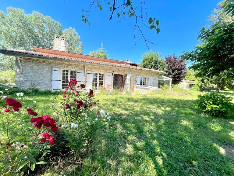 Maison 133 m² - Chaniers — photo 1