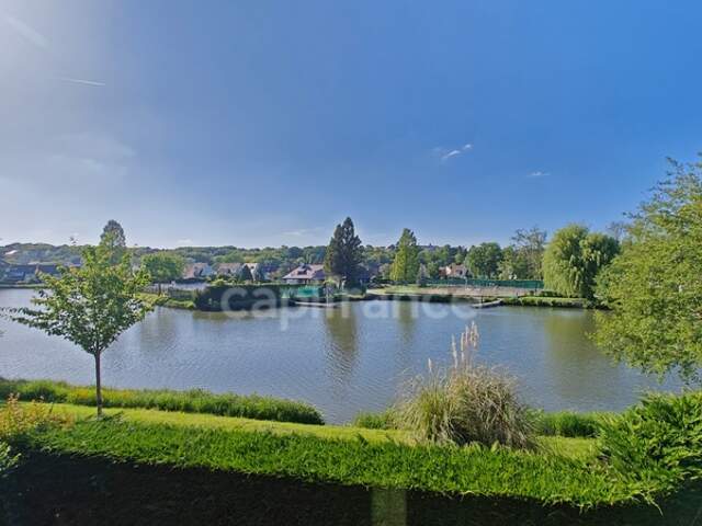 Maison familiale 6 pièces – Vue exceptionnelle sur le lac – Résidence Port Sud — photo du bien