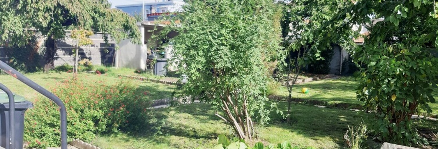 Immeuble  205 m² à vendre à Le Blanc-Mesnil (93150)