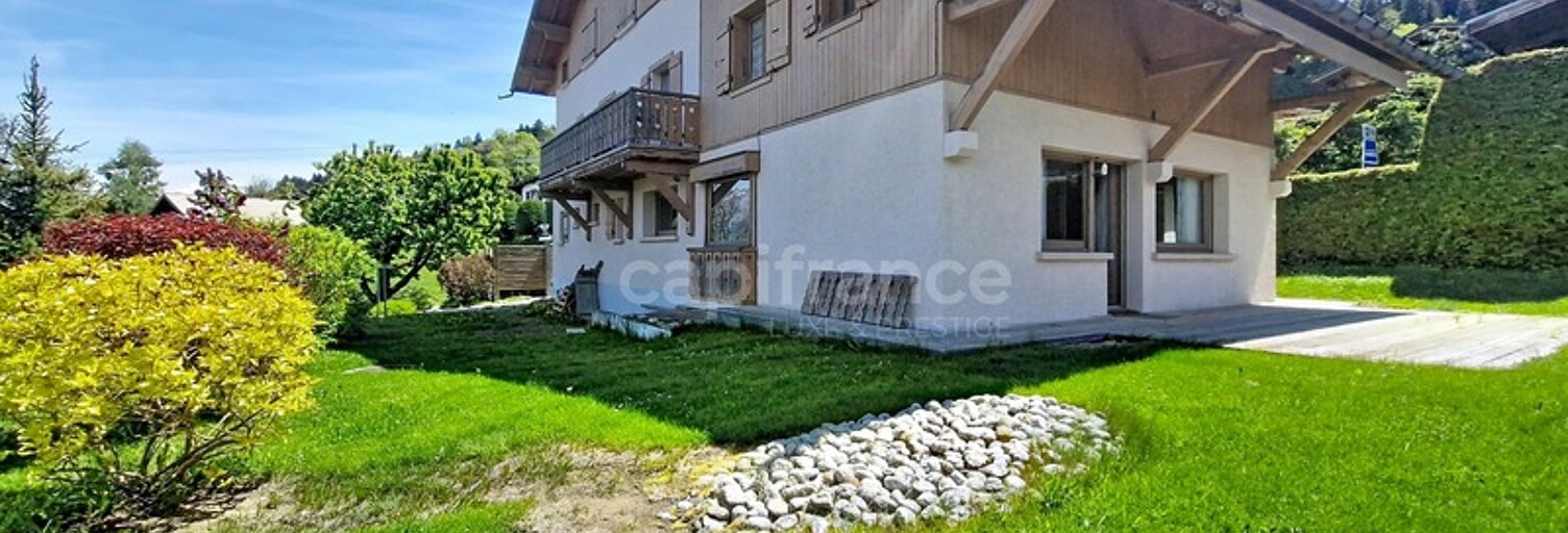 Appartement 6 Pièces 117 m² à vendre à Demi-Quartier (74120)