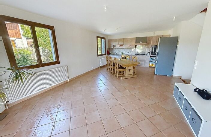 VIUZ-EN-SALLAZ – MAISON FAMILIALE 6 PIÈCES – 140 m² – VUE MONTAGNES – EMPLACEMENT RECHERCHÉ 🌞 — photo 4