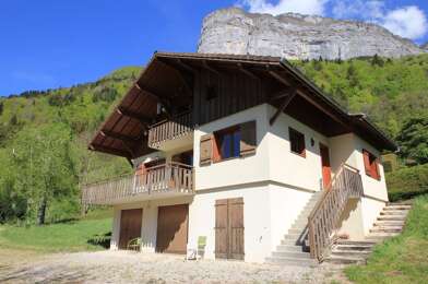 Maison 7 pièces 649700 €