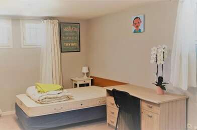 Appartement 1 pièces 700 €