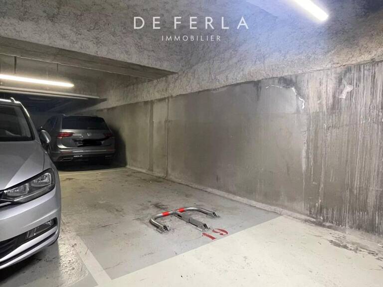 Grand emplacement de parking au -1 — photo 1