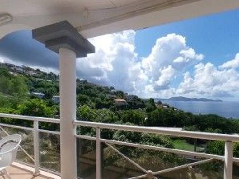 SCHOELCHER - Maison À Vendre T4 avec terrasse, un T3 avec terrasse et un T2 - vue mer — photo 1