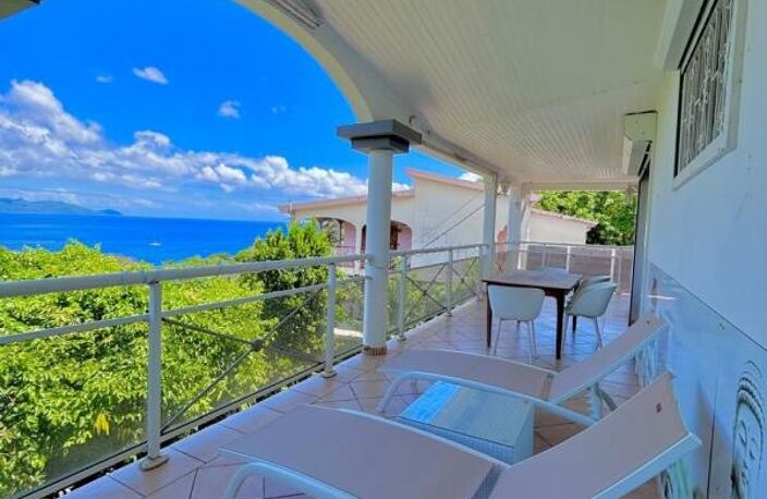 SCHOELCHER - Maison À Vendre T4 avec terrasse, un T3 avec terrasse et un T2 - vue mer — photo 2