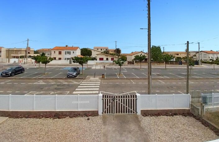 Vente-Marseillan-Plage maison divisée en 2 appartements avec jardin et garage — photo 2