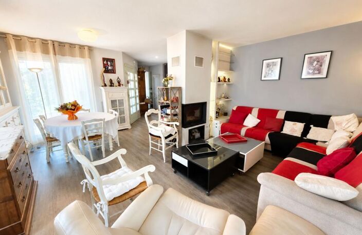 Maison À Vendre Montfavet - Impasse - 5 chambres — photo 4