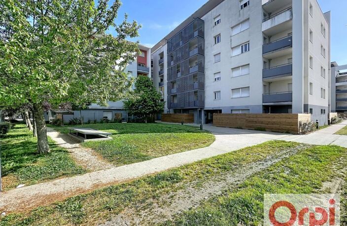 Appartement de type 2 à vendre avec garage et grand balcon — photo 4