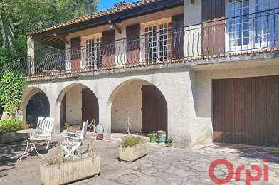 Maison 5 pièces 627700 €