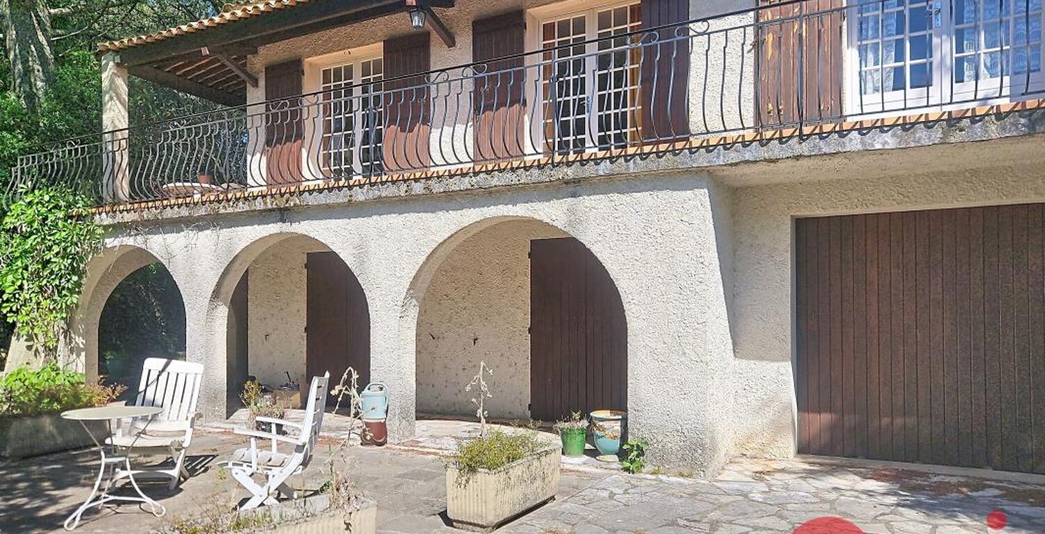 À Vendre à Nimes-La Cigale — photo 1