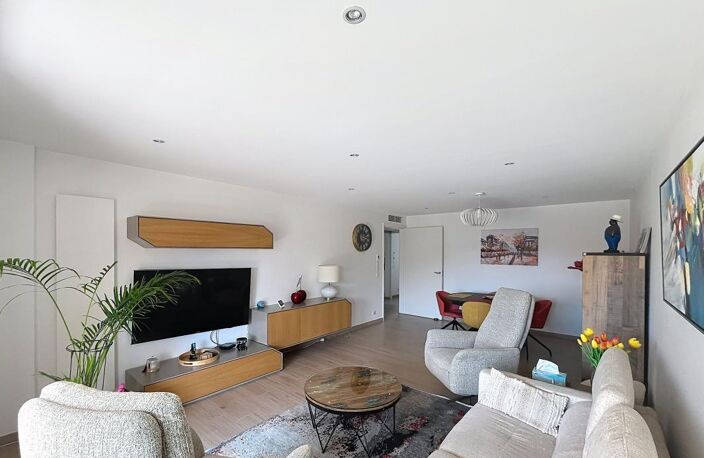 Appartement À Vendre — photo 2