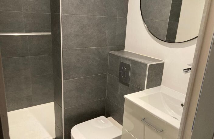 Appartement À Vendre — photo 2