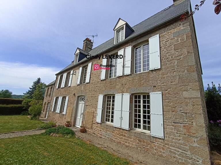 Maison Saint Nicolas Des Bois 9 pièce(s) 223.50 m2 — photo 1