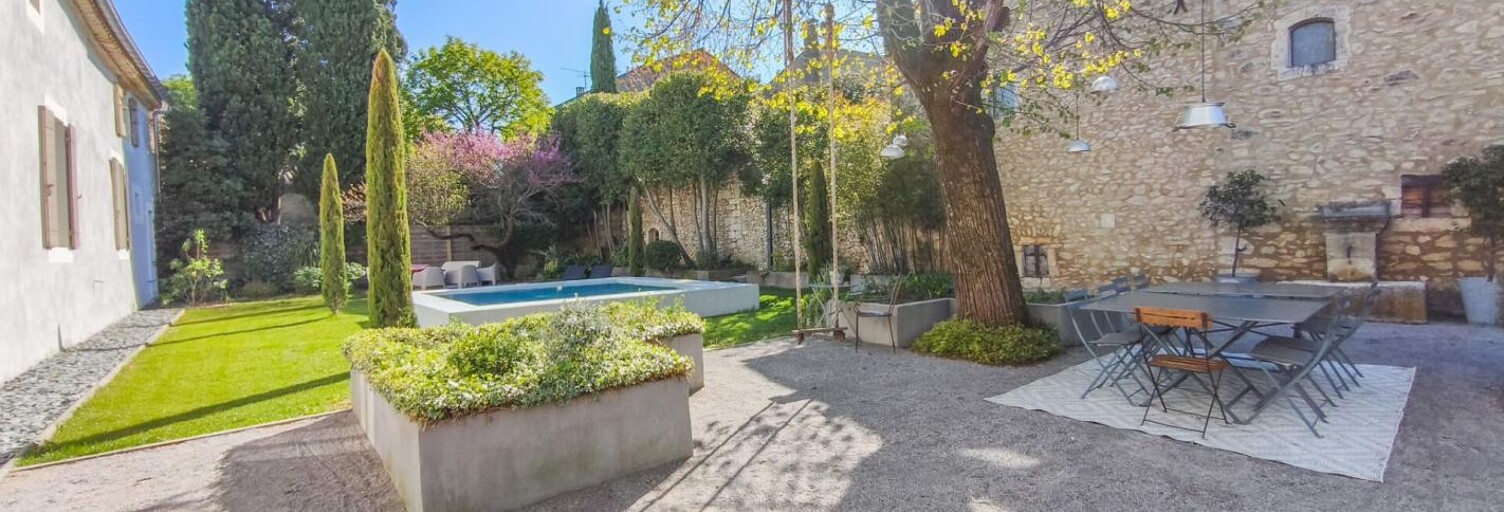 Maison 11 Pièces 291 m² à vendre à Uzès (30700)