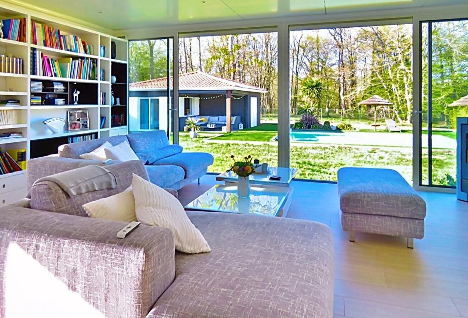 Belle maison familiale récente avec piscine sur grand jardin avec vue forêt à Camarsac — photo 1