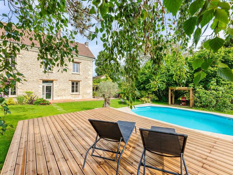 Propriété de caractère sans travaux avec parc paysager et piscine — photo 1
