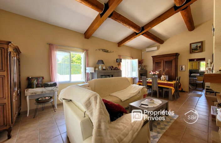 Villa totalement rénovée avec piscine - 3 chambres - Lablachère - 375 000 — photo 5