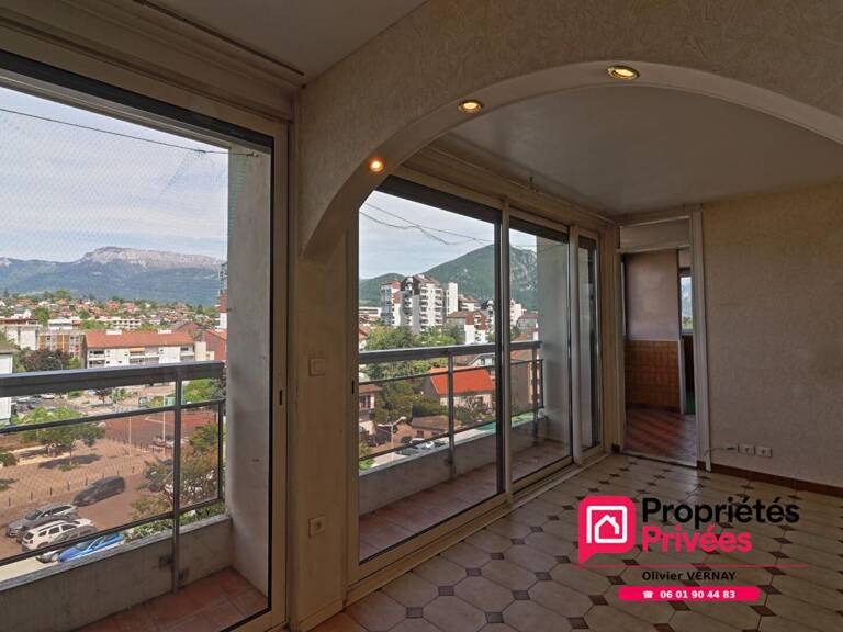 Appartement Annecy 3 chambres, 77.55 m² avec balcons, cave et garage — photo 1