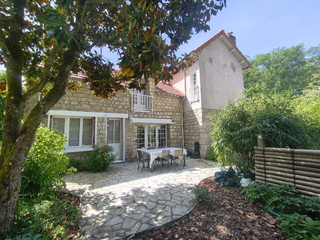 Maison 6 pièces 132 m² à Nesles-la-Vallée — photo du bien