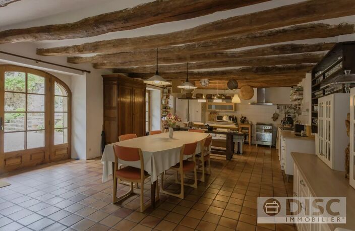 Magnifique propriété en bordure du village de Najac, offrant de superbes vues sur la vallée et le château. — photo 5