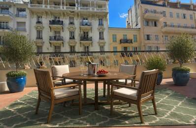 Carre d´Or 2 pièces rénové, grande terrasse sud, zone piétonne — photo du bien