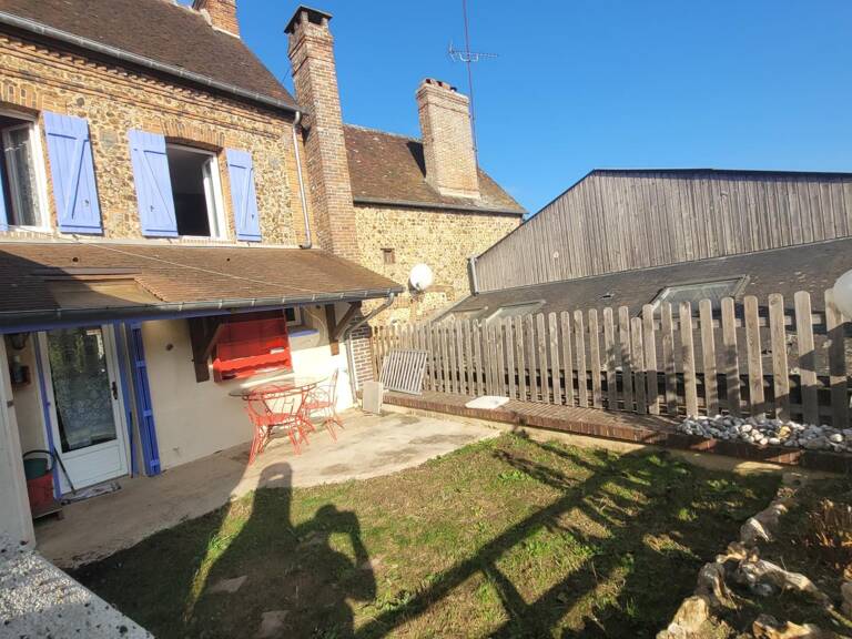 Maison de ville avec terrasse et jardinet — photo 1