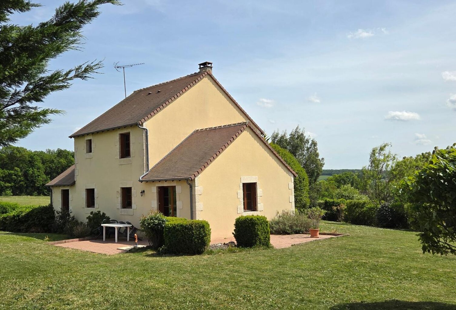 Jolie maison 4 chambres, grand sous-som — photo 1